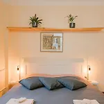 Cozy And Standard In The Heart Of Oldtown アパート *