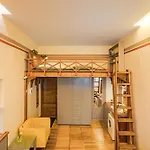 Cozy And Standard In The Heart Of Oldtown
