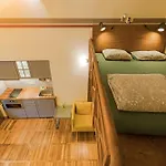 Cozy And Standard In The Heart Of Oldtown アパート *