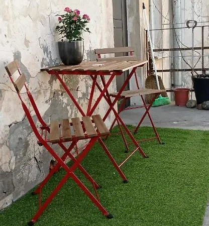 Cozy And Standard In The Heart Of Oldtown Appartement