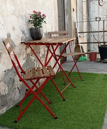 Cozy And Standard In The Heart Of Oldtown Daire