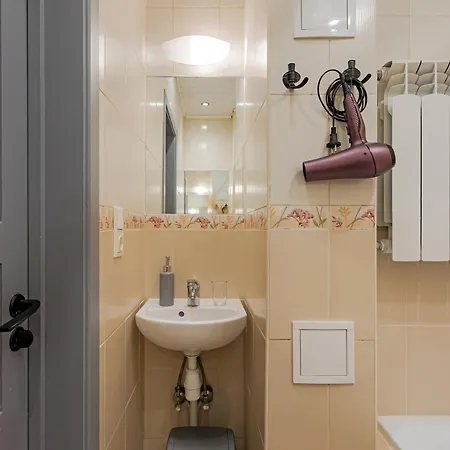 Cozy And Standard In The Heart Of Oldtown Vilnius